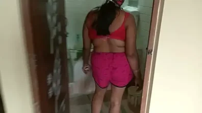 Black Indian lady sucking penis in bathroom and pissing